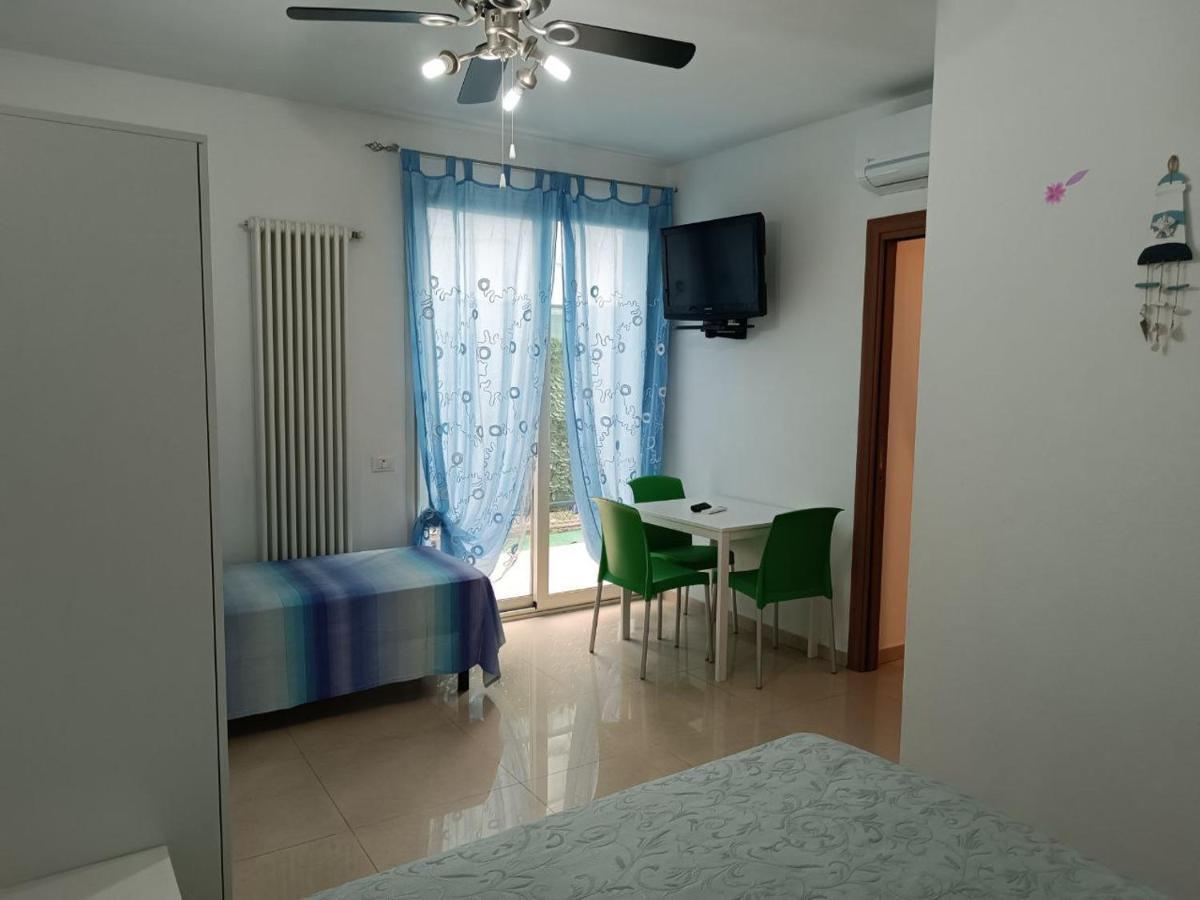 Residence Blu Marine Rimini Kültér fotó